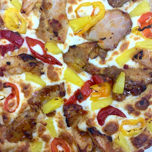 Sweet Chili Chicken Pizza Blue River Pizza House