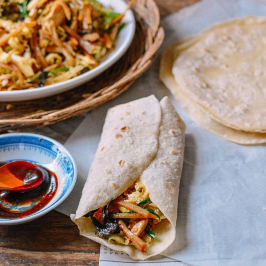 89. Moo Suey with Your Choice of Meat with Pancakes Chili Garden