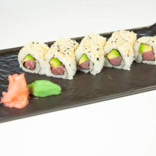 Tuna Avocado Roll Sushi 7