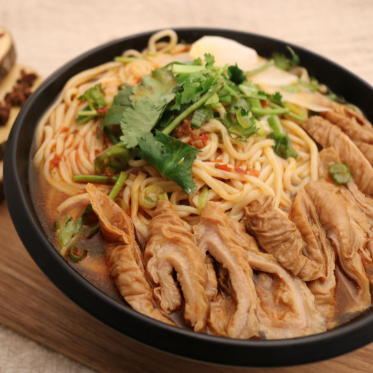 104. Spicy Pork Intestines Noodle 香辣肥肠面 Hamilton